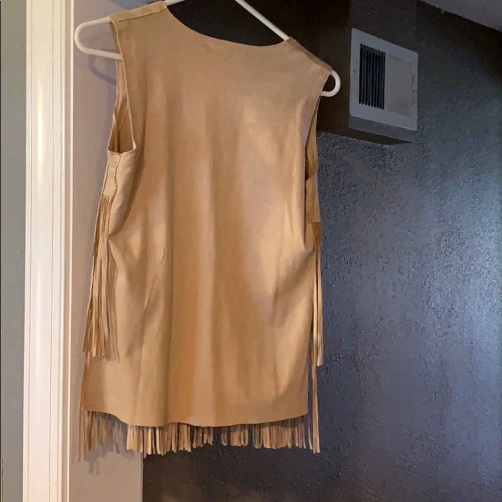 Vest - Picture 2 of 2